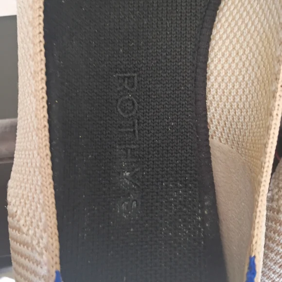 Stylish Black and Tan Women's Flats - Picture 3 of 5